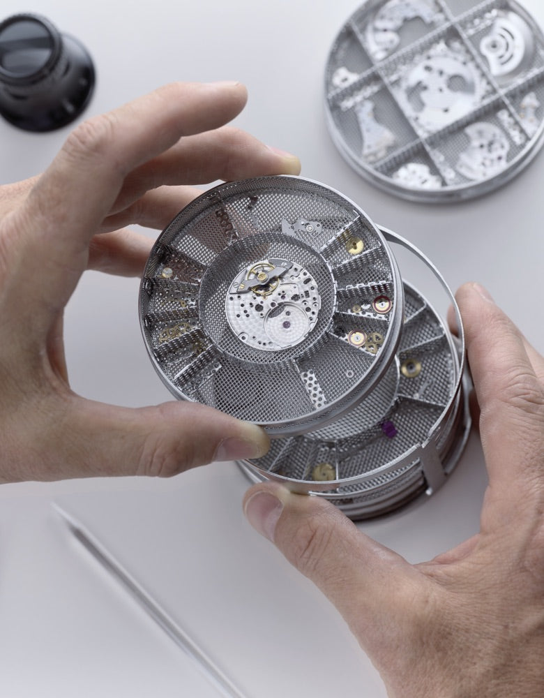 rolex servicing procedure - deacons jewellers
