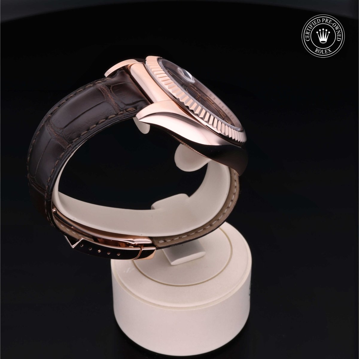 Sky - Dweller 42 - Deacon & Son