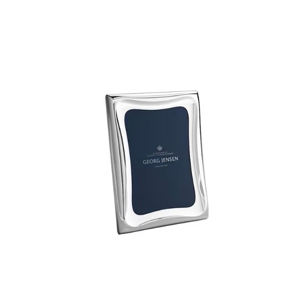 Georg Jensen Cobra medium stainless steel picture frame for a 13 × 18cm photograph