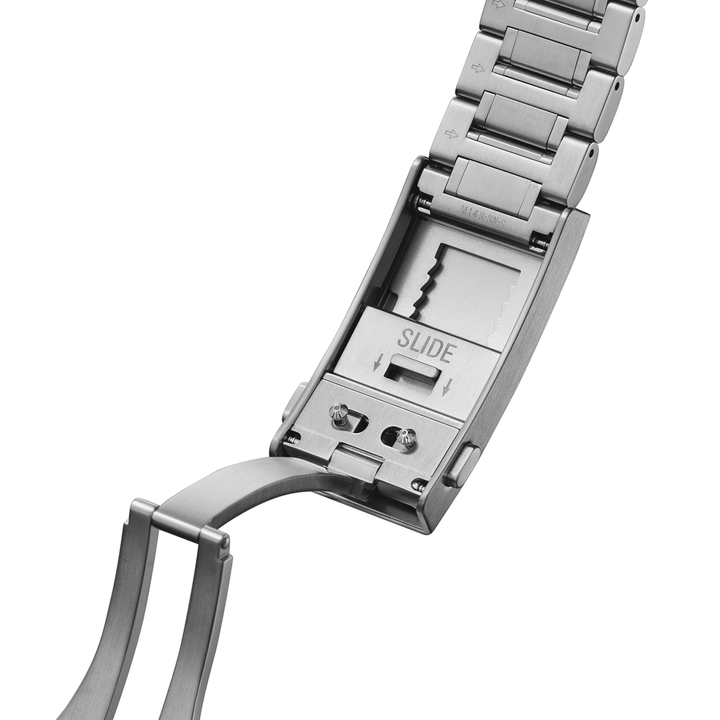 Seiko Marinemaster professional dive watch with sliding micro-adjustment clasp