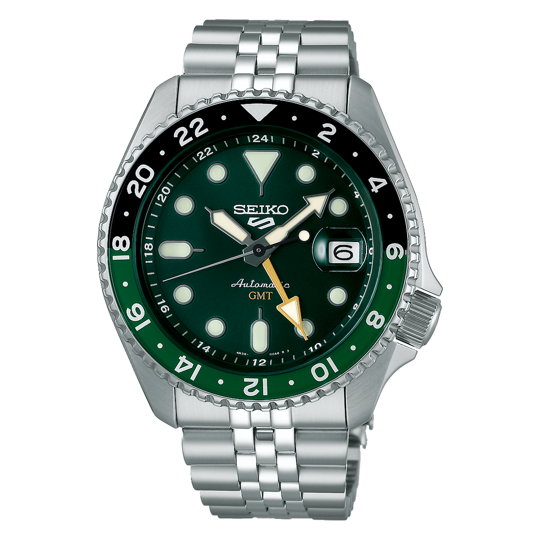 Seiko 5 Sports SSK035K1 GMT watch with black dial and stainless steel bracelet