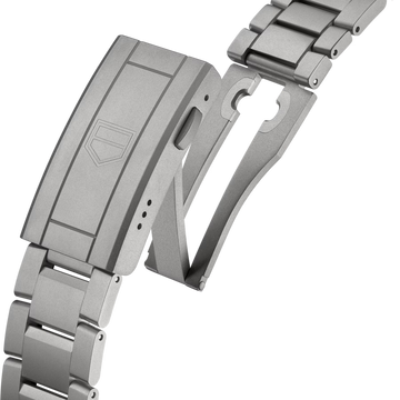 TAG Heuer Aquaracer WBP1184.BF0008 40mm titanium Solargraph watch