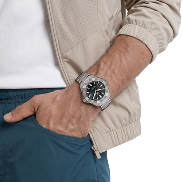 TAG Heuer WBP1184.BF0008 solar-powered watch with 200m water resistance
