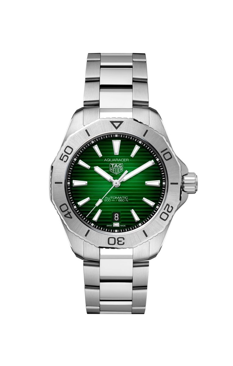 TAG Heuer Aquaracer Professional 300 Automatic green dial with horizontal texture, luminous hands, date display