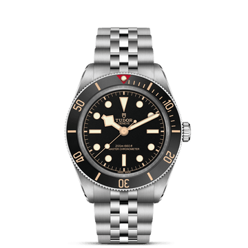 The Black Bay 58 has become a mainstay in TUDOR’s line up; it’s an enthusiast favourite. 