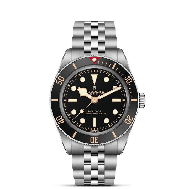 The Black Bay 58 has become a mainstay in TUDOR’s line up; it’s an enthusiast favourite. 