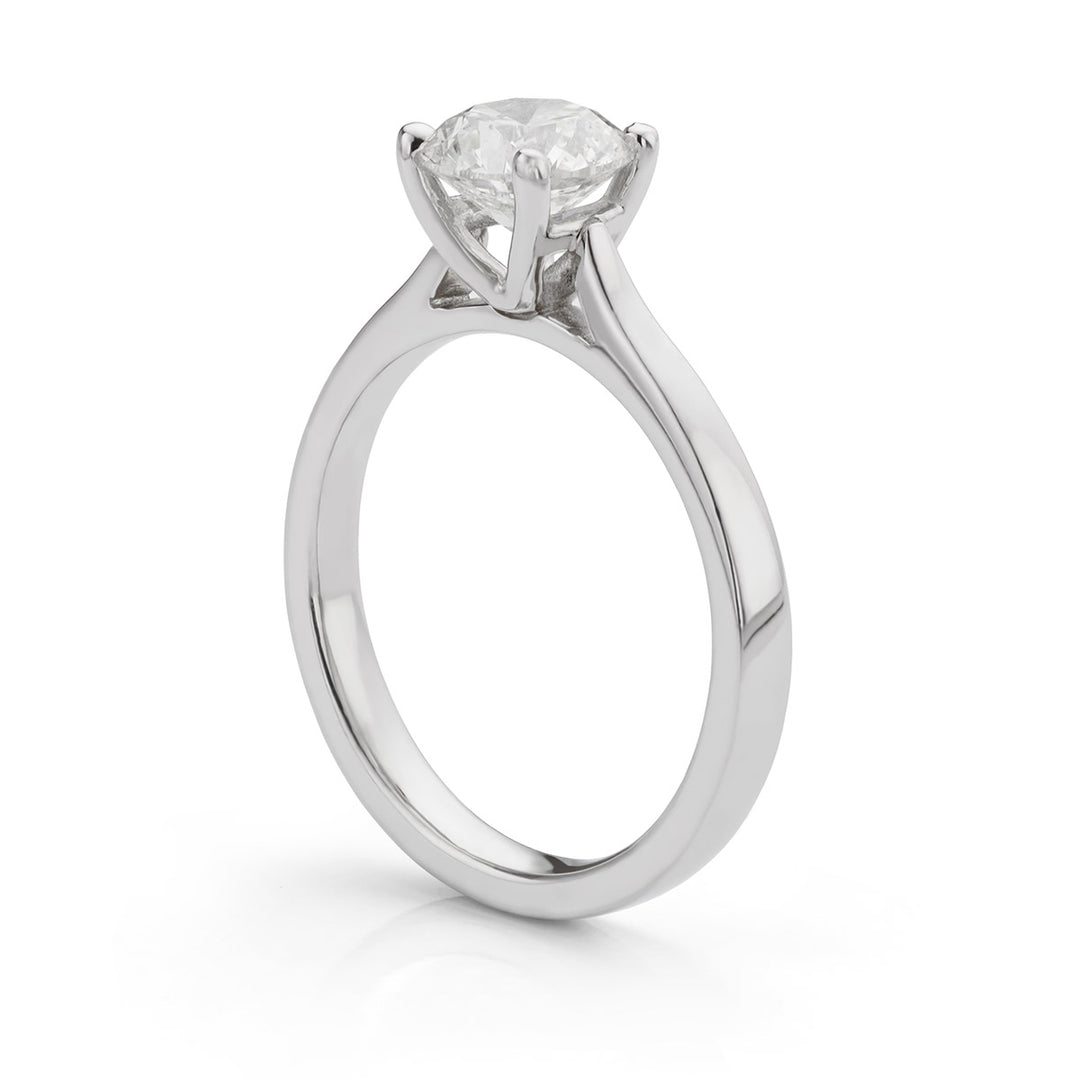 Platinum diamond single stone ring